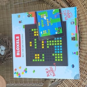Bloxels build your own video game 8+